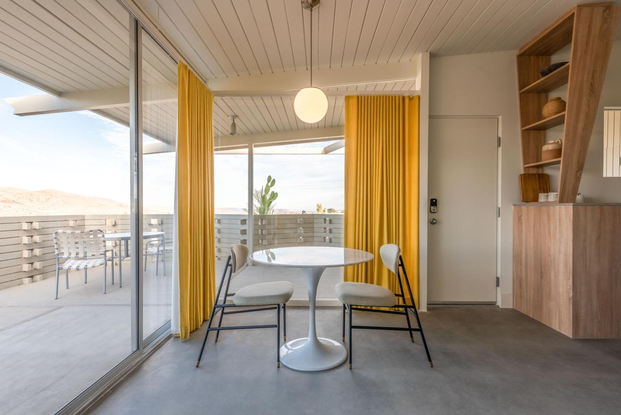 The Bungalows By Homestead Modern Джошуа-Три Экстерьер фото